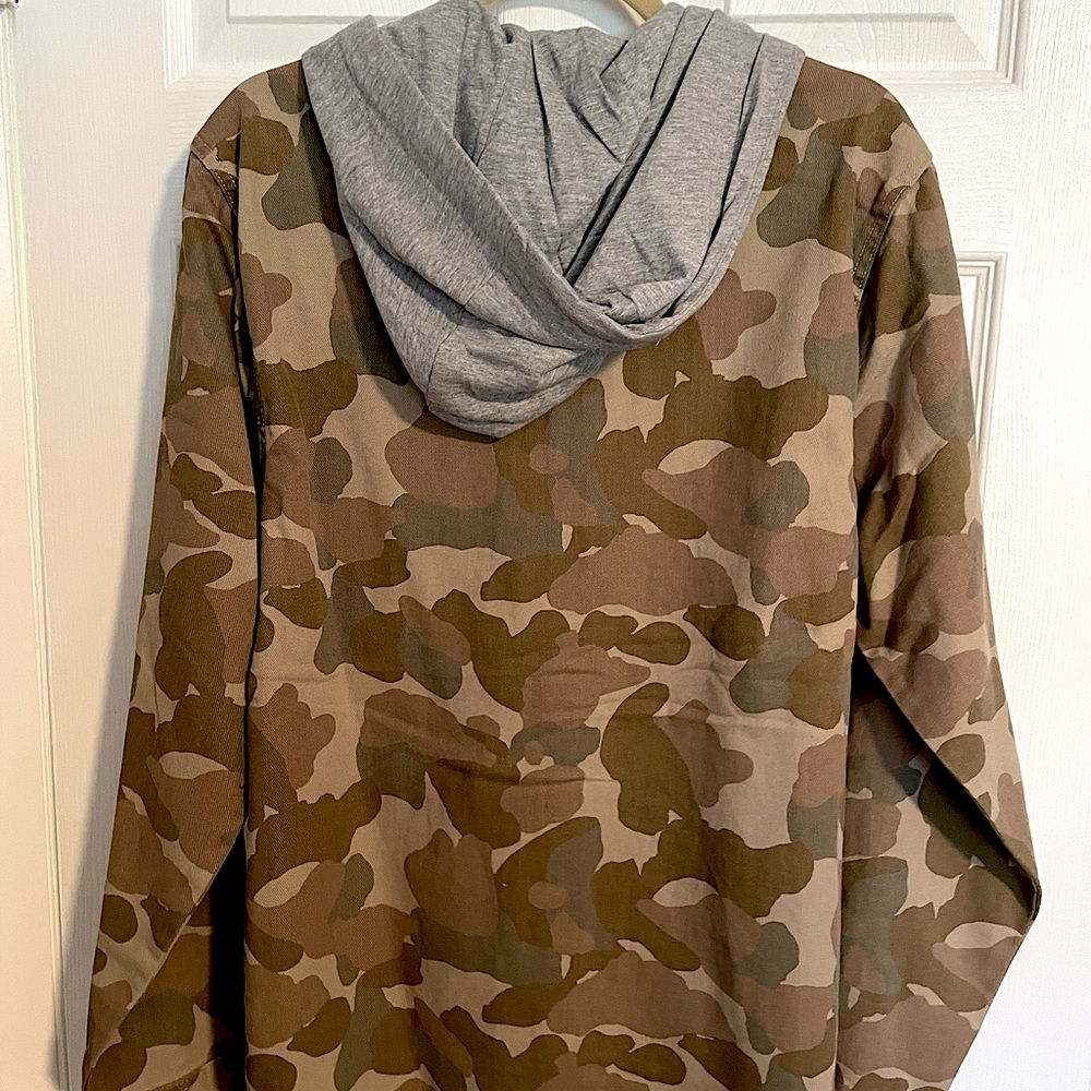 Brand new Airwalk Camouflage hooded long sleeve button down jacket shirt size S - Picture 5 of 6